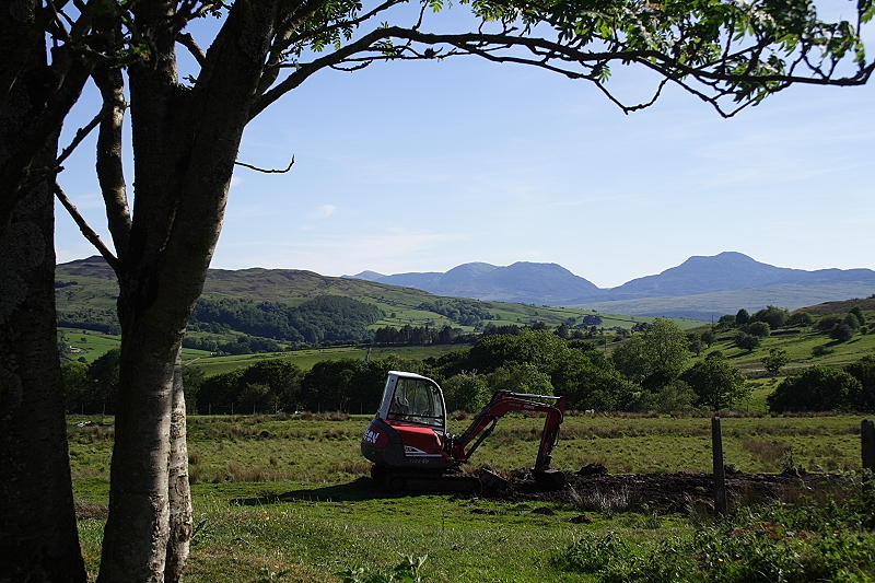 Mini-digger & Rhinogs