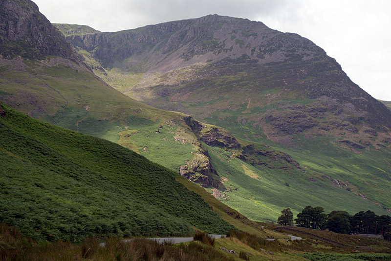 Road in the Lake District 02