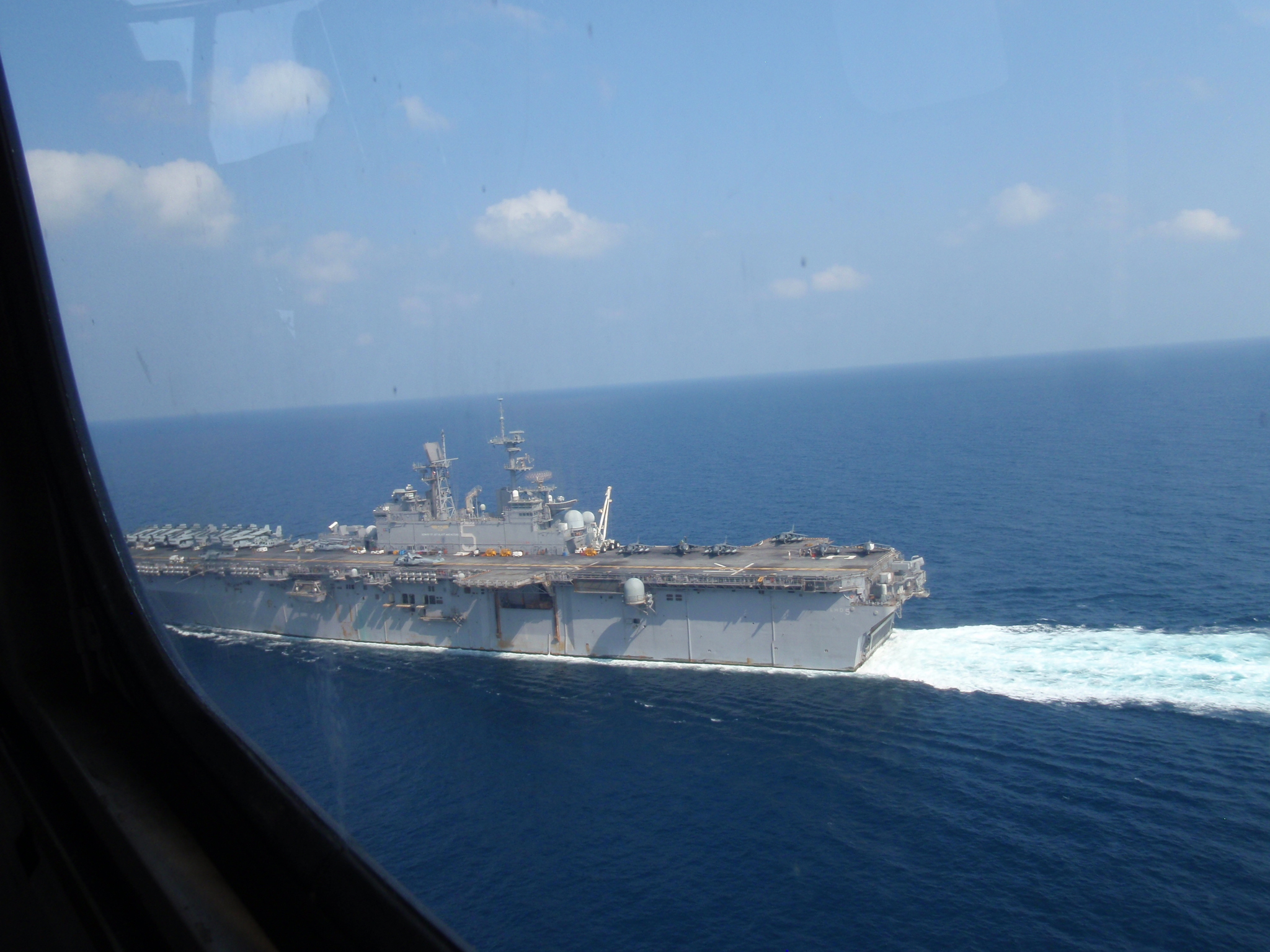 USS Bataan approach 01.JPG