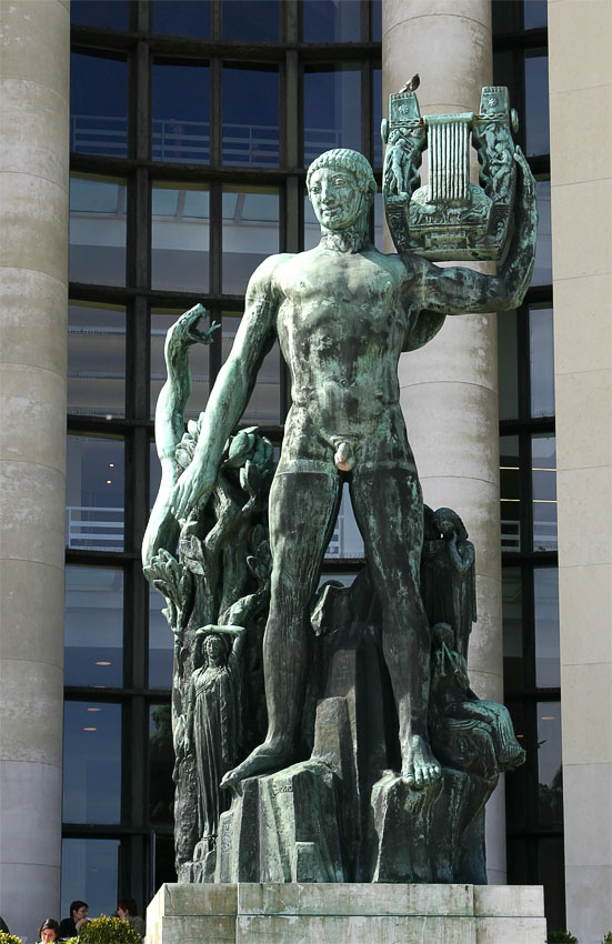 Sculptures in the garden of Trocadero
