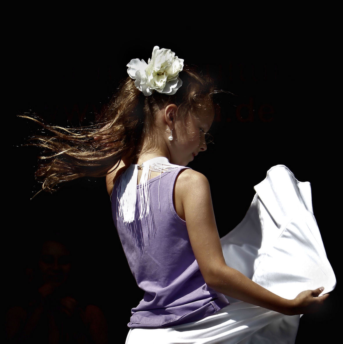 Arte Flamenco performed by a very young dancer I.