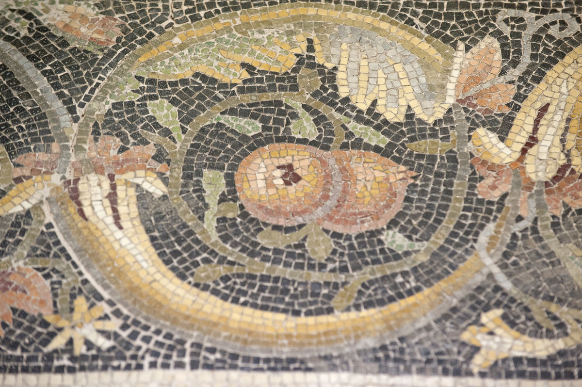 Gaziantep Zeugma Museum December 2011 2058.jpg