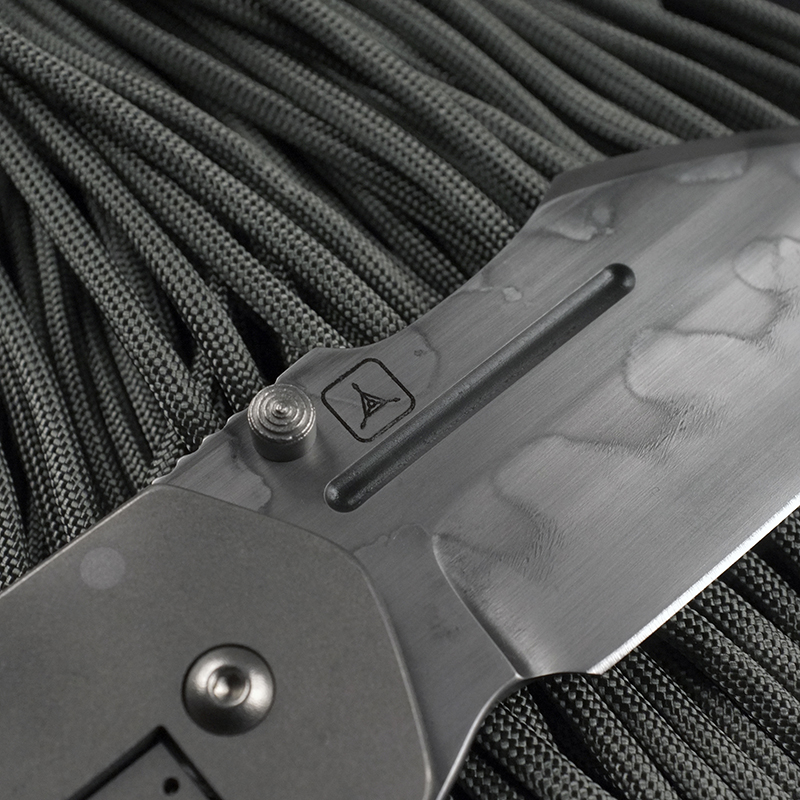 Burch+Dauntless-03-Logo1-lightbox.jpg
