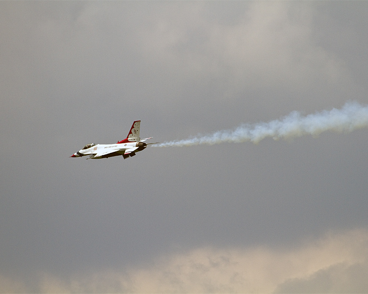 Soloist Trailing Smoke.jpg