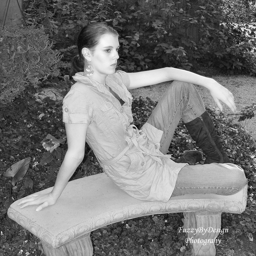 DSC02152 bench BW sample copy.jpg