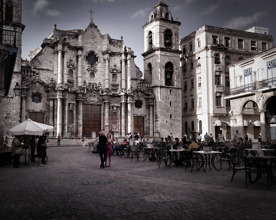 The dance in the square