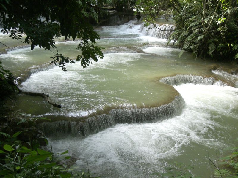 Kuang Si waterfalls