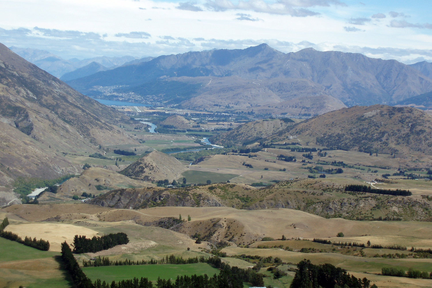 distant queenstown.jpg