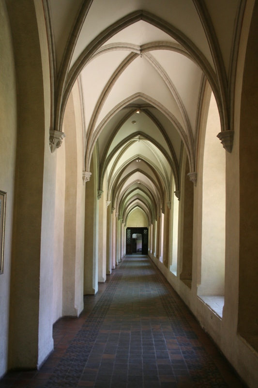 Arcades corridor