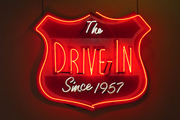 08 The Drive-In 2678