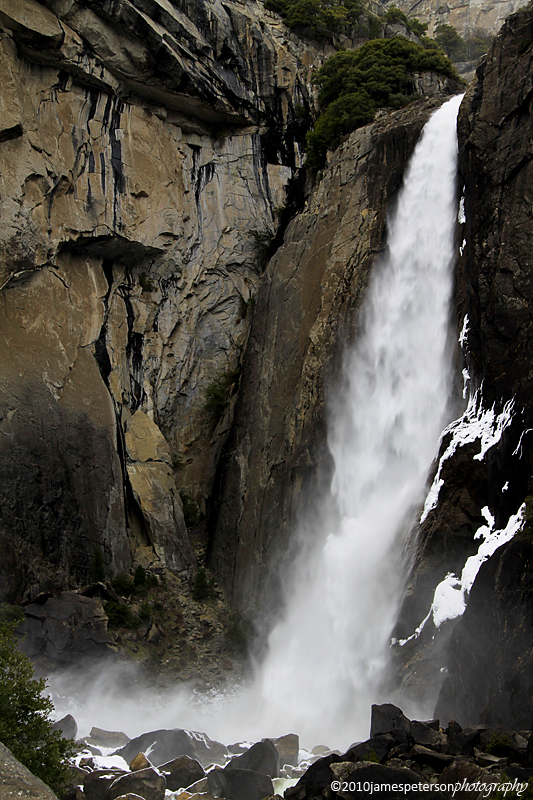 Lower Yosemite Falls (8187)