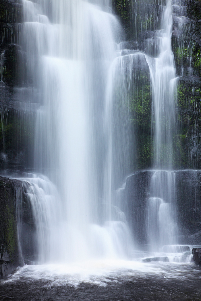 Waterfalls05.jpg