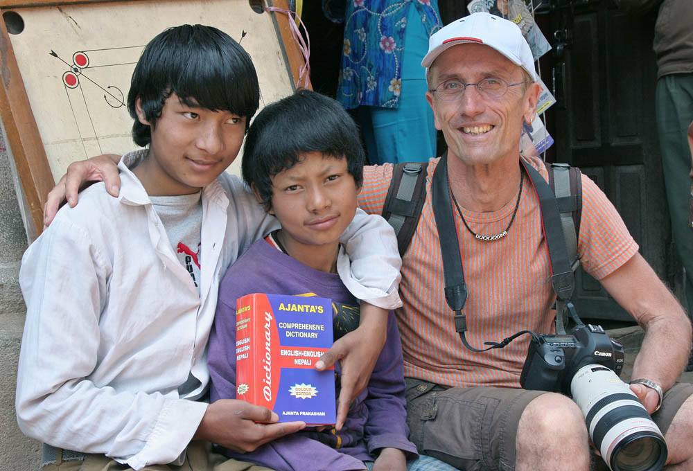 This kids are proud about the new dictionary