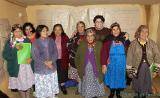Mapuche women learning how to manage a business from a teacher of the Fundacion Chol-Chol