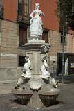 Statue in Plaça de la Vila de Madrid