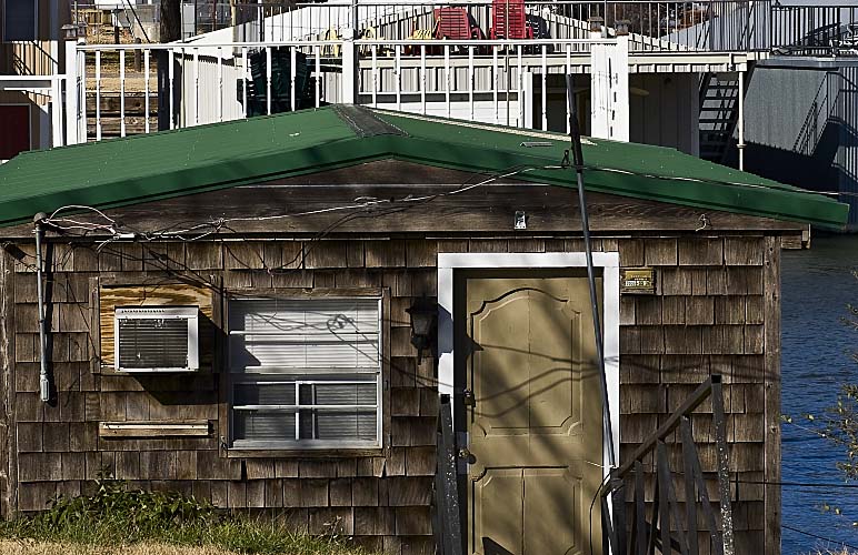 Houseboat Rooftop