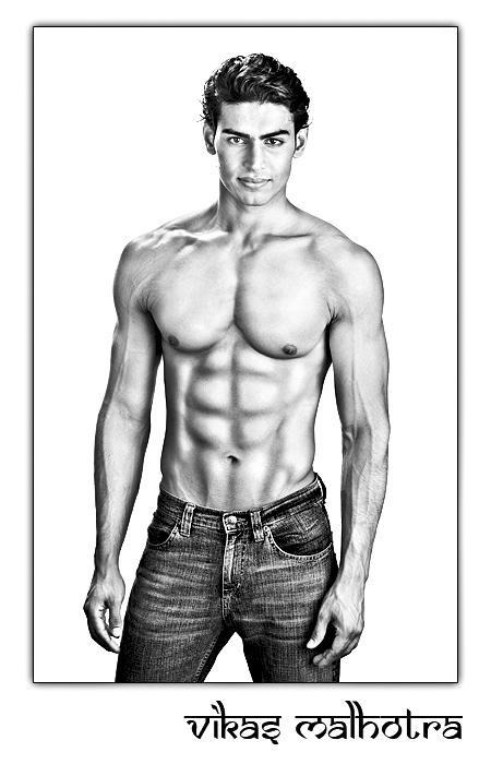 <b>Cover Boy</b>