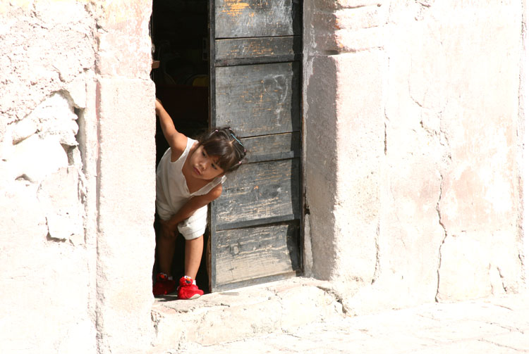 Peekaboo Elmo