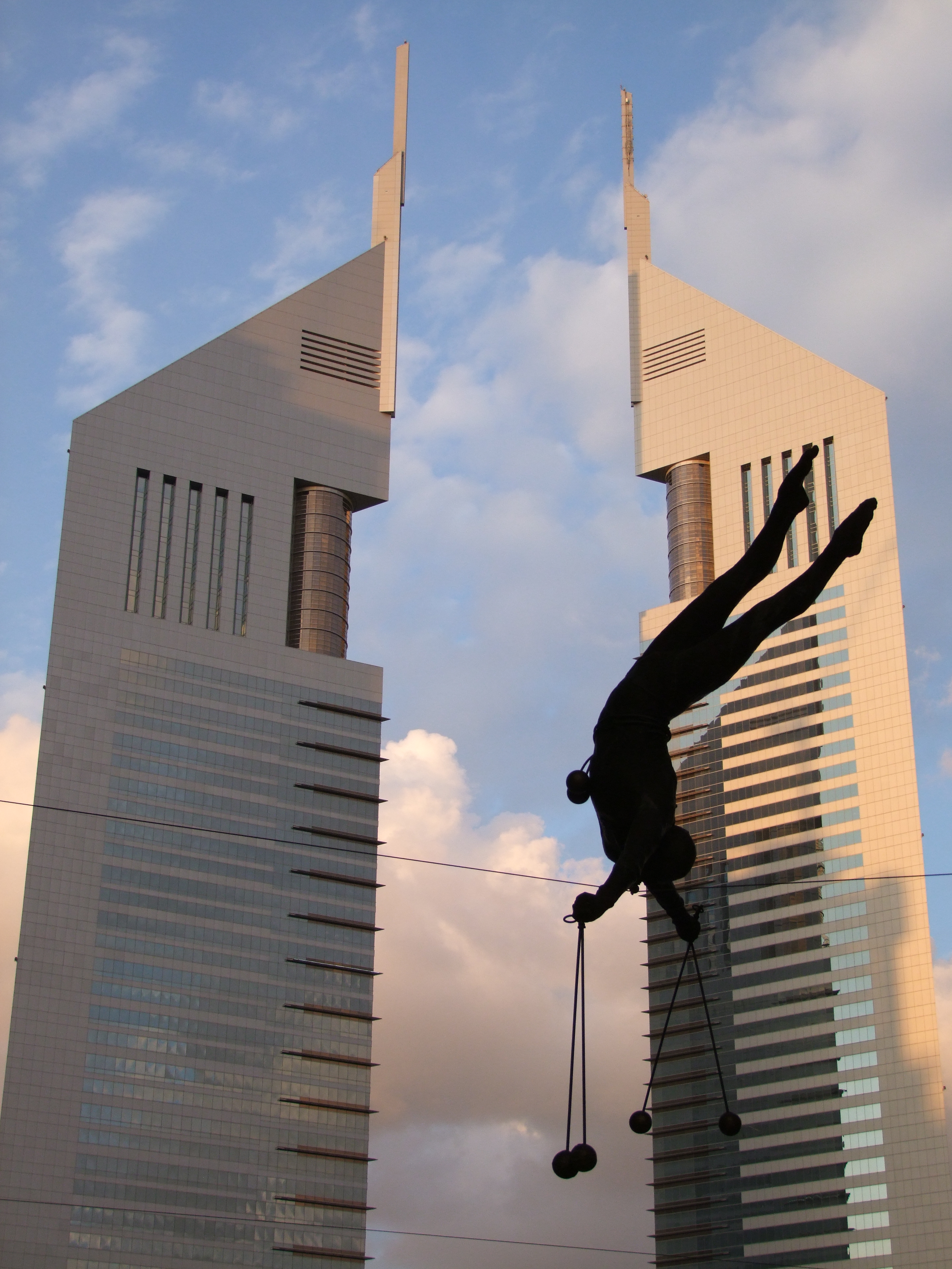 Trapeze Sculpture 2 at DIFC Dubai.jpg