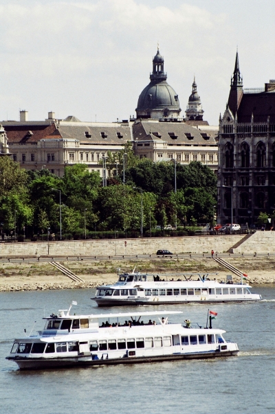 Hajk - Ships 03.jpg