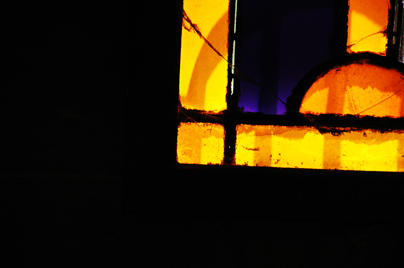 Jaune