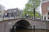 2009-04-11_12-40-11_DSC_1342_Herengracht vanaf Reguliersgracht.jpg