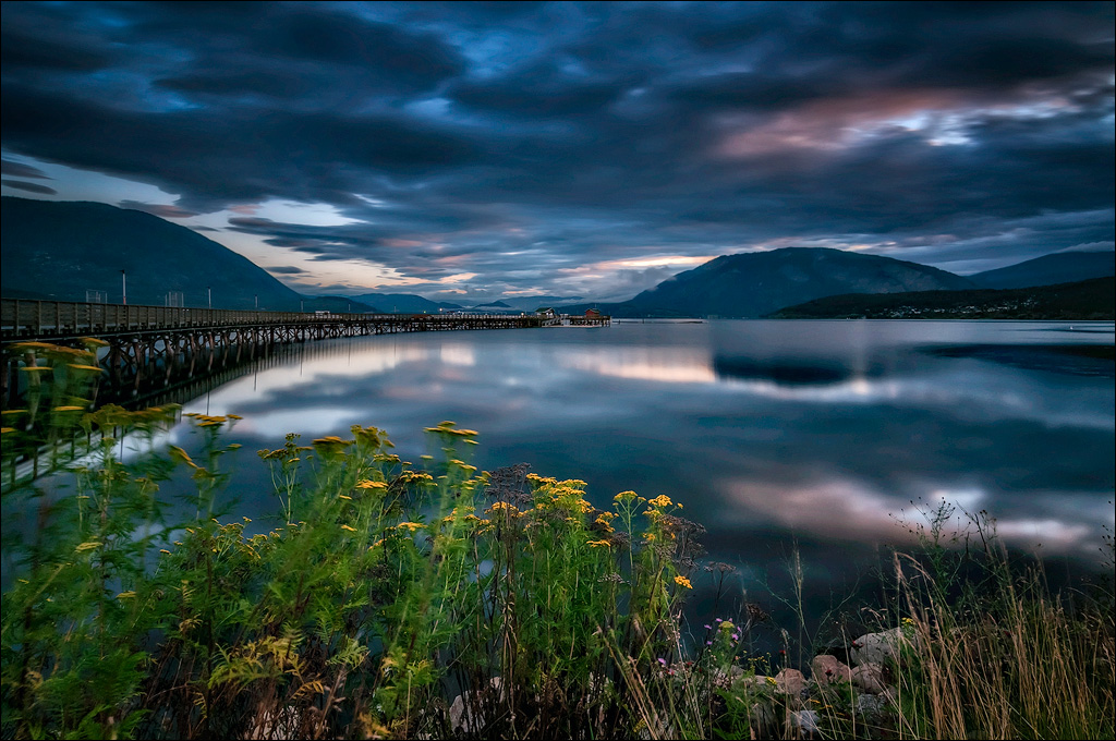 Lake Daybreak