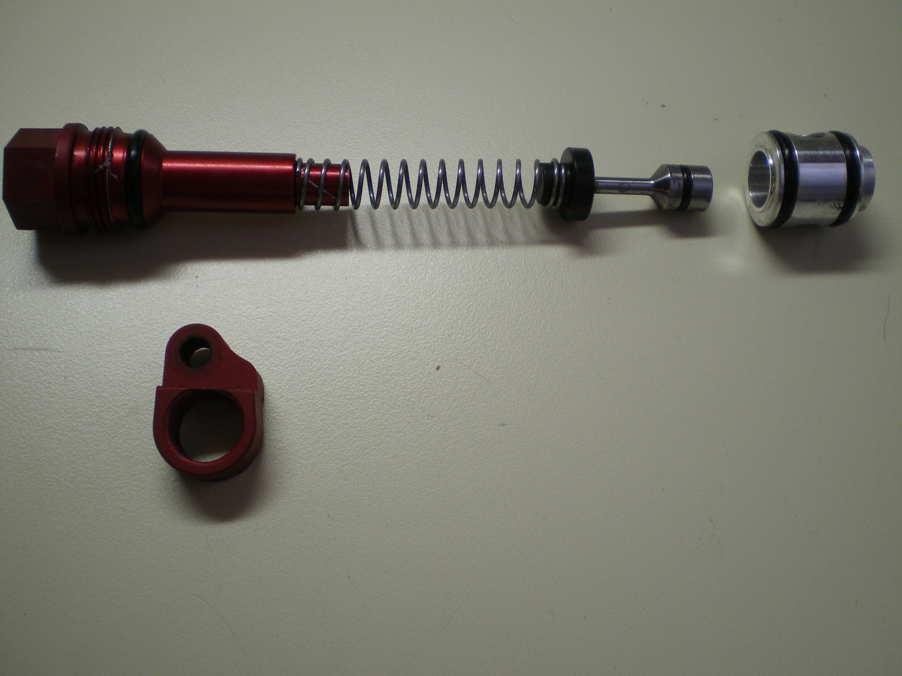 Hybrid valve and front screw.JPG