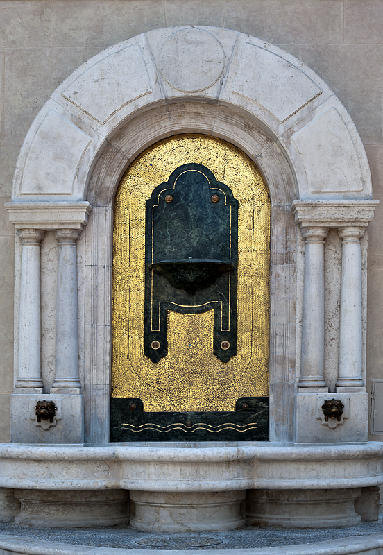 Bank building fountain