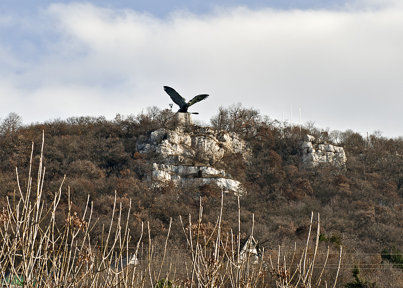 Tatabnya: Turul from the highway below