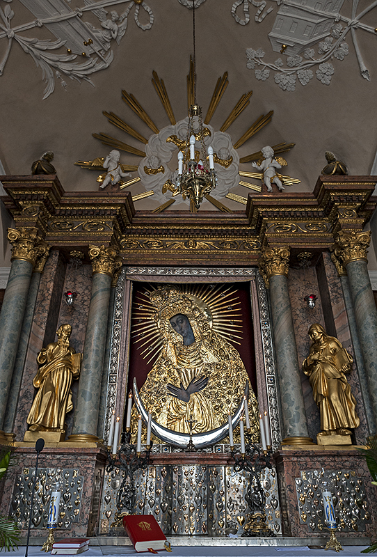 Gate of Dawn, Madonna of Mercy