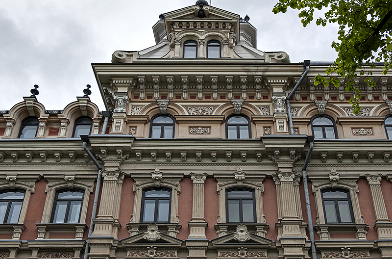 Grand old building, detail