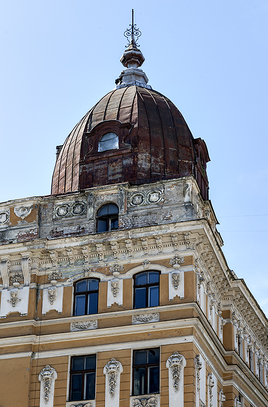 Art Nouveau, under restoration