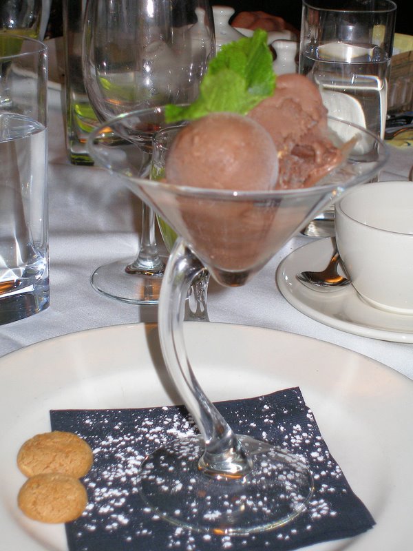 Dinner at Tre Cugini - gelato!!!