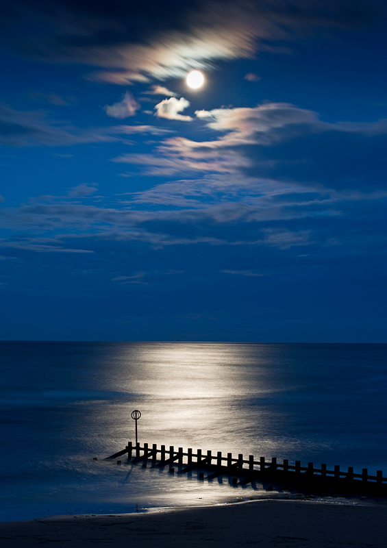 25-Aug-2010 Moonlighting