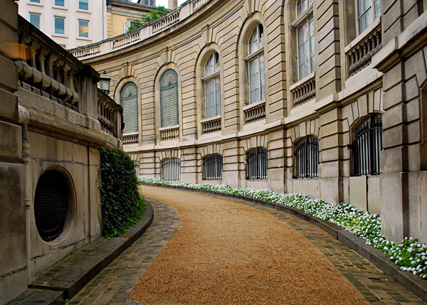Musee Jacquemart-Andre Passageway