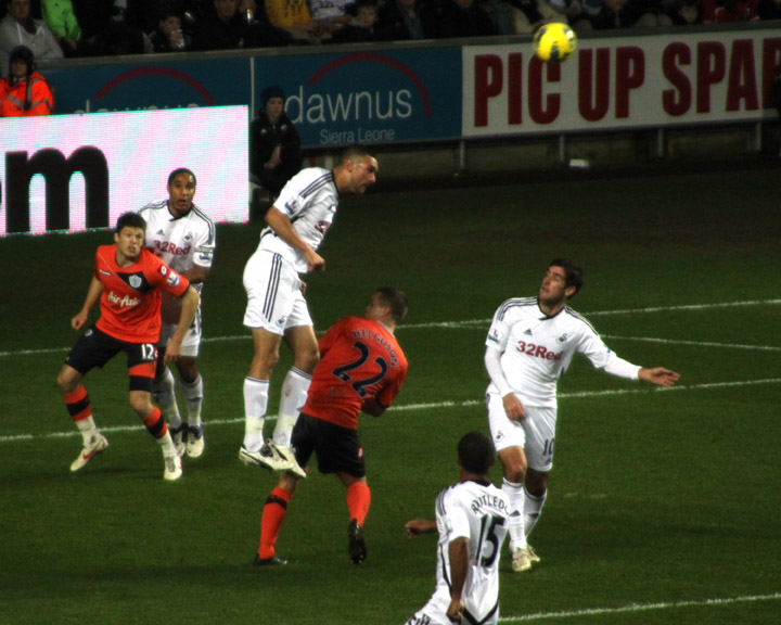 Caulker Header
