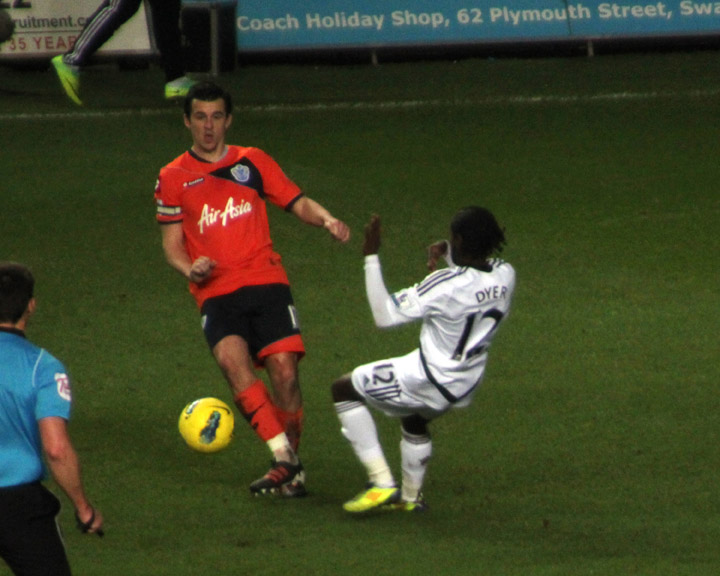 Bartons Breath Knocks Dyer Over