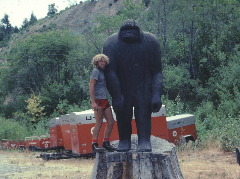  Bigfoot Statue In Willow Creek 1977