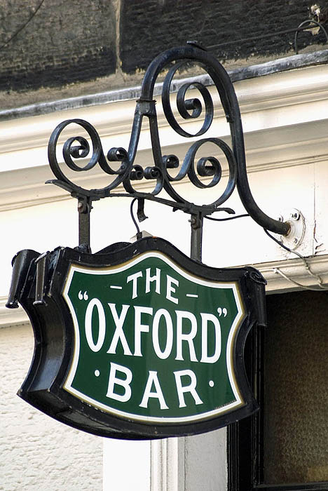 Oxford Bar, Young Street