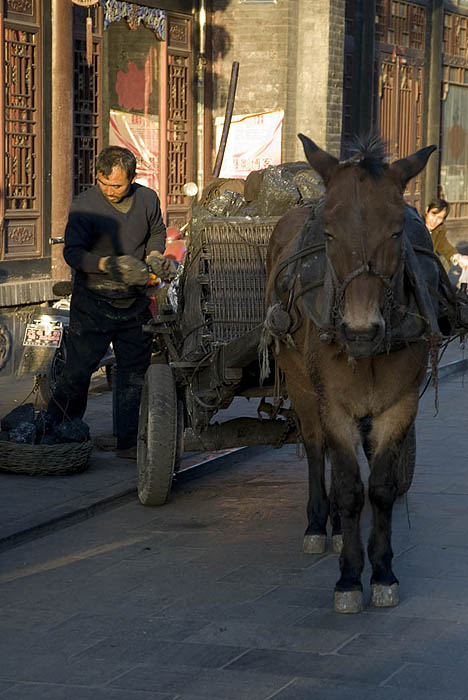 Delivering coal, Pingyao
