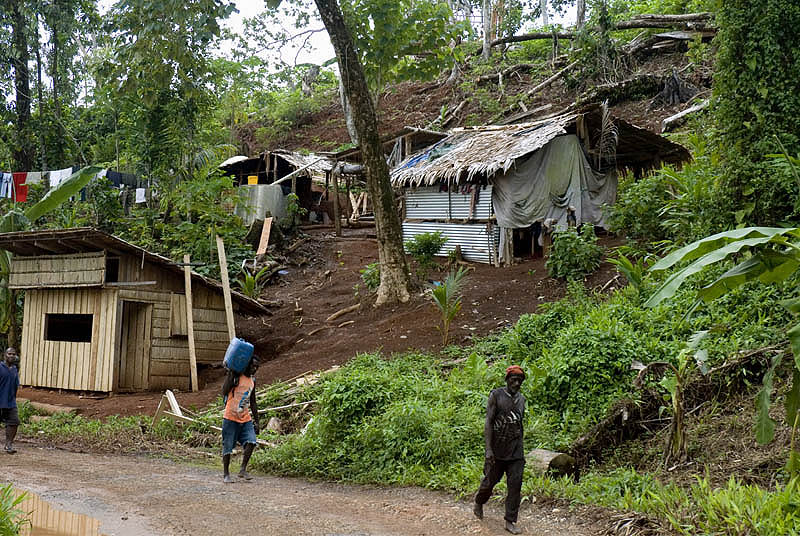 Squatter village, Ghizo