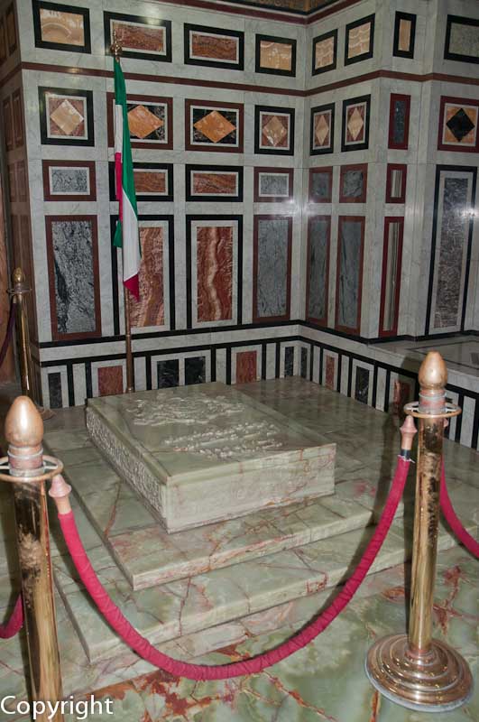Tomb of the Shah of Iran inside Ar Rifai Mosque