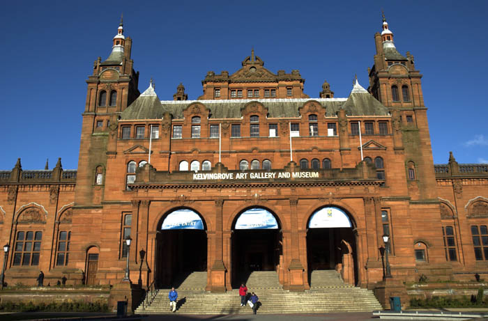 Excursions to Glasgow: Kelvingrove Museum & Gallery