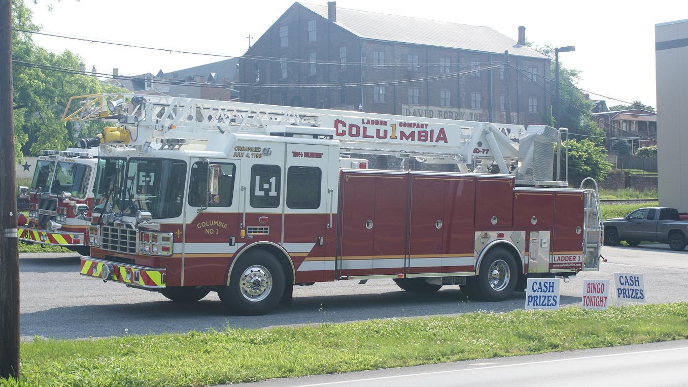 Columbia Fire Ladder 1 2012Ferrara.JPG