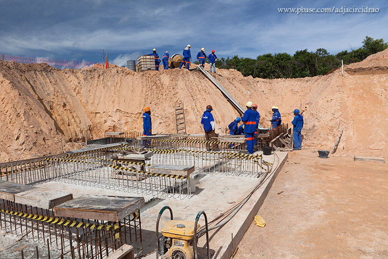Ferragem em espera e Concretagem da EBS