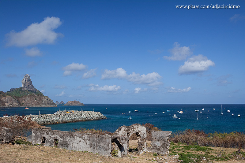 Vista dos Barcos e Morro do Pico