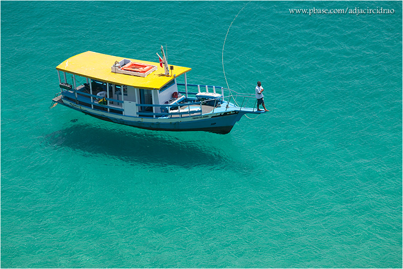 Barco de Passeio, Praia do Sancho