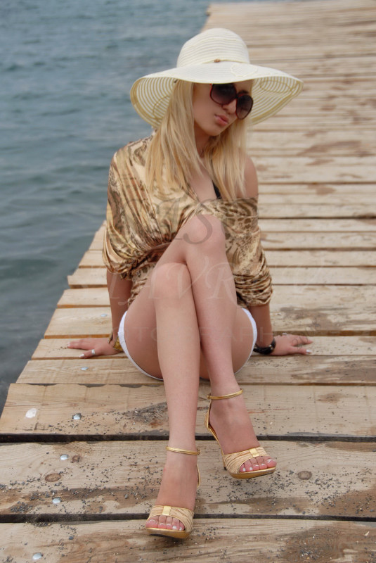 SHINING OFF 2-JASMINA 001-50.jpg