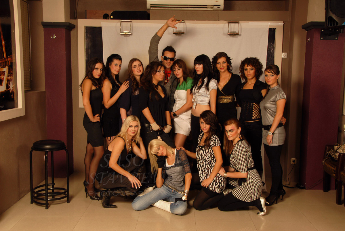 LAMBE WITH THE MODELS 001.jpg